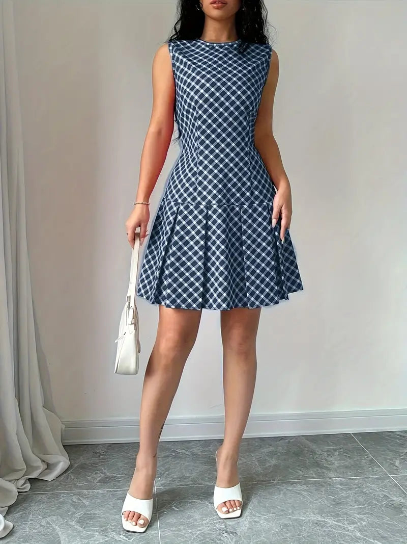 Mode Outlet | Stijlvolle Mouwloze Jurk met Plooien – Tijdloze Elegantie