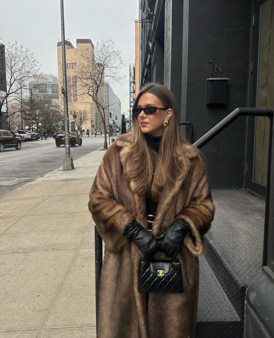 Elena | Luxueuze Lange Jas van Imitatiebont – Stijlvol & Warm
