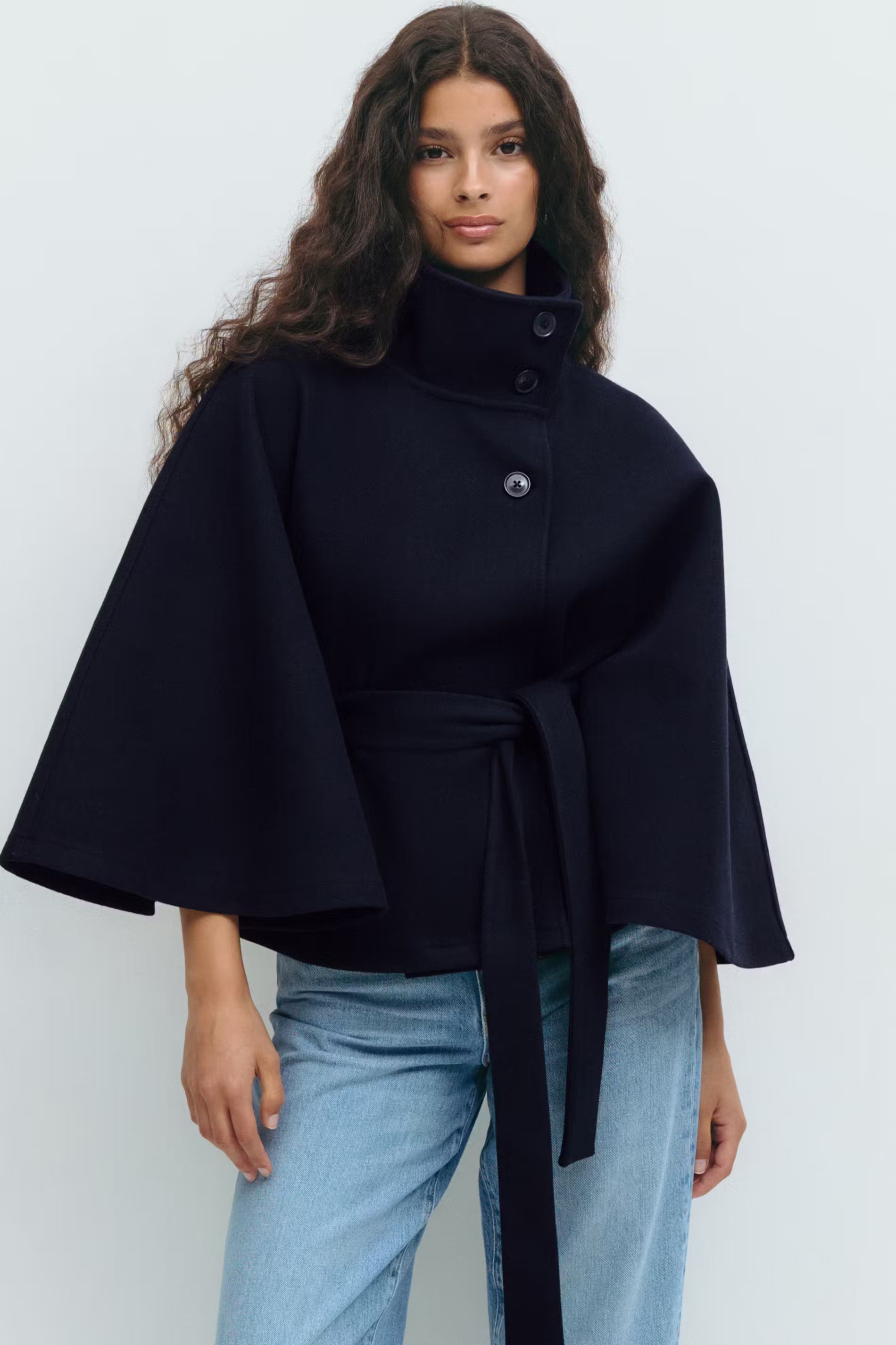 Elegante dames jas | Cape-model met ceintuur en hoge kraag
