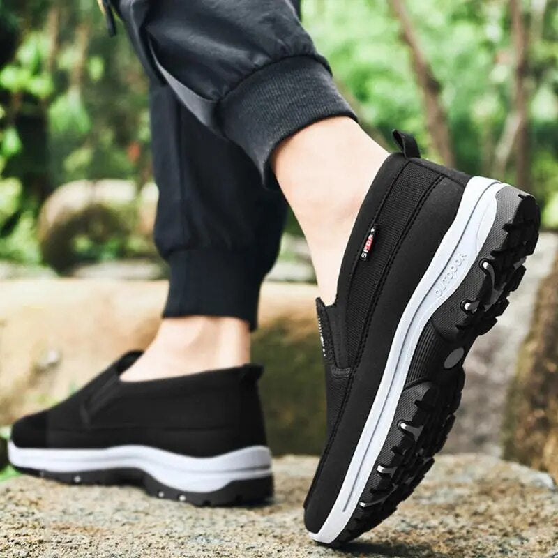 Herenschoenen met slip-on instap en voetondersteuning