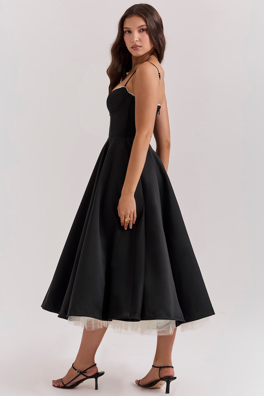 Mode Outlet | Elegante Midi Party Jurk – Flatterend & Feestelijk