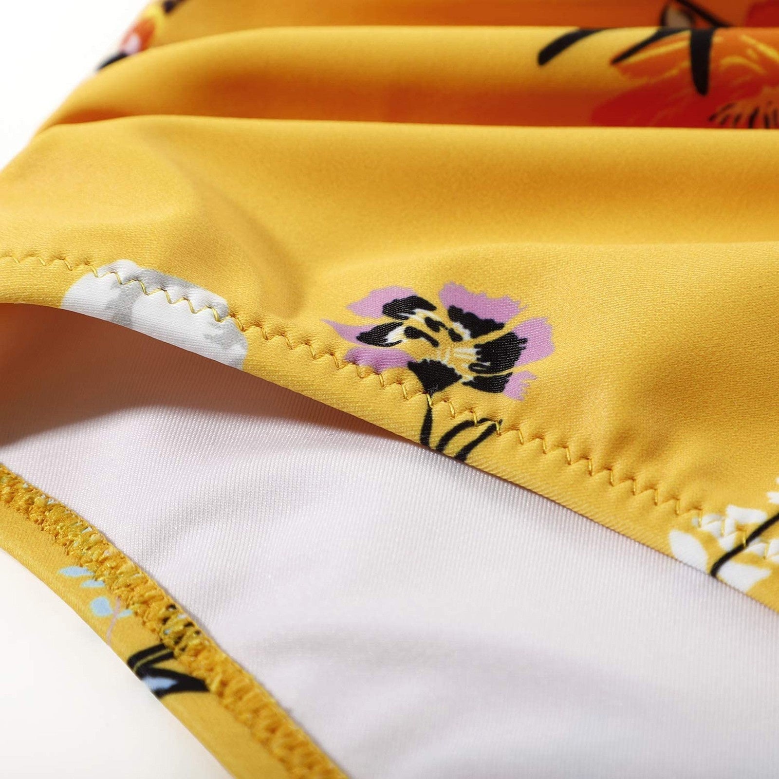 Mode Outlet | High-Waist Bikini Set – Flatterend & Trendy