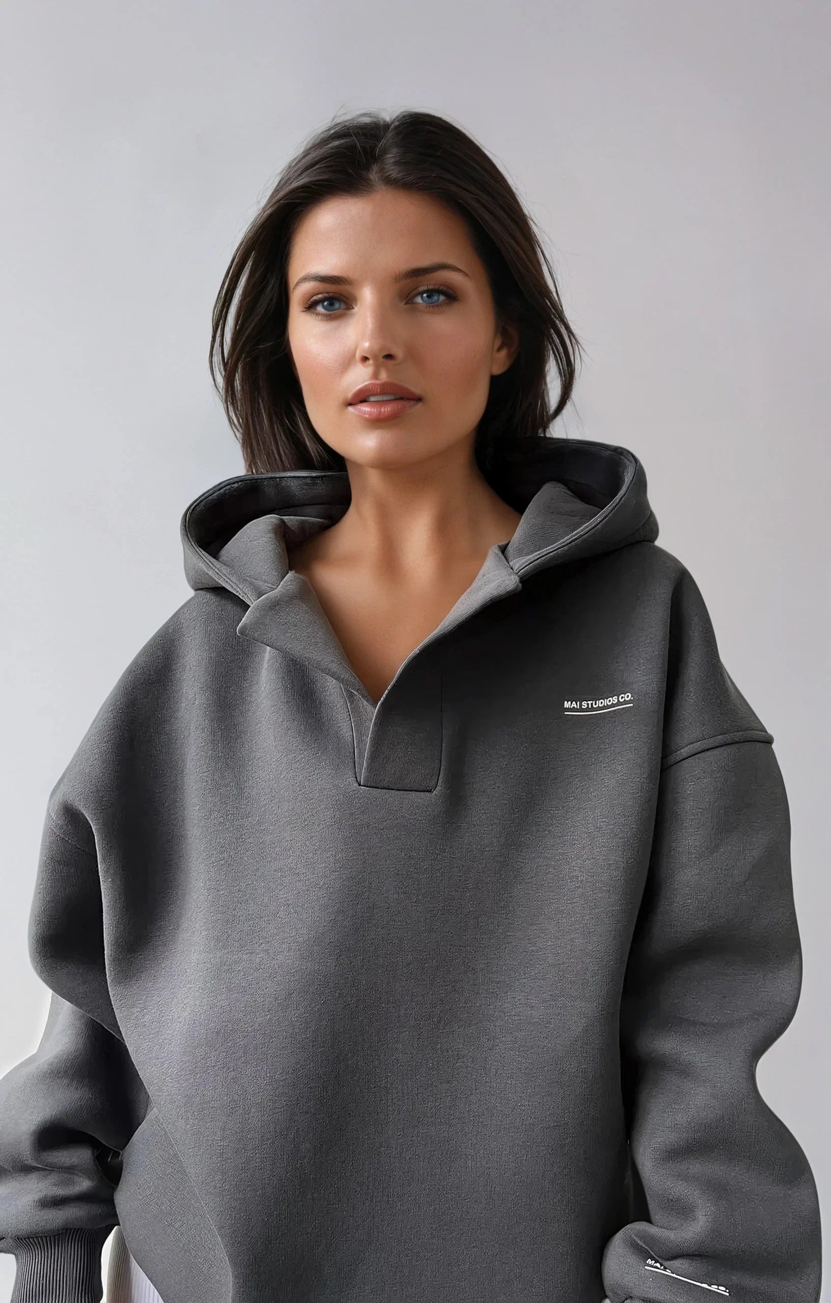 Dames Hoodie – Lage V-hals Met Capuchon en Relaxte Pasvorm