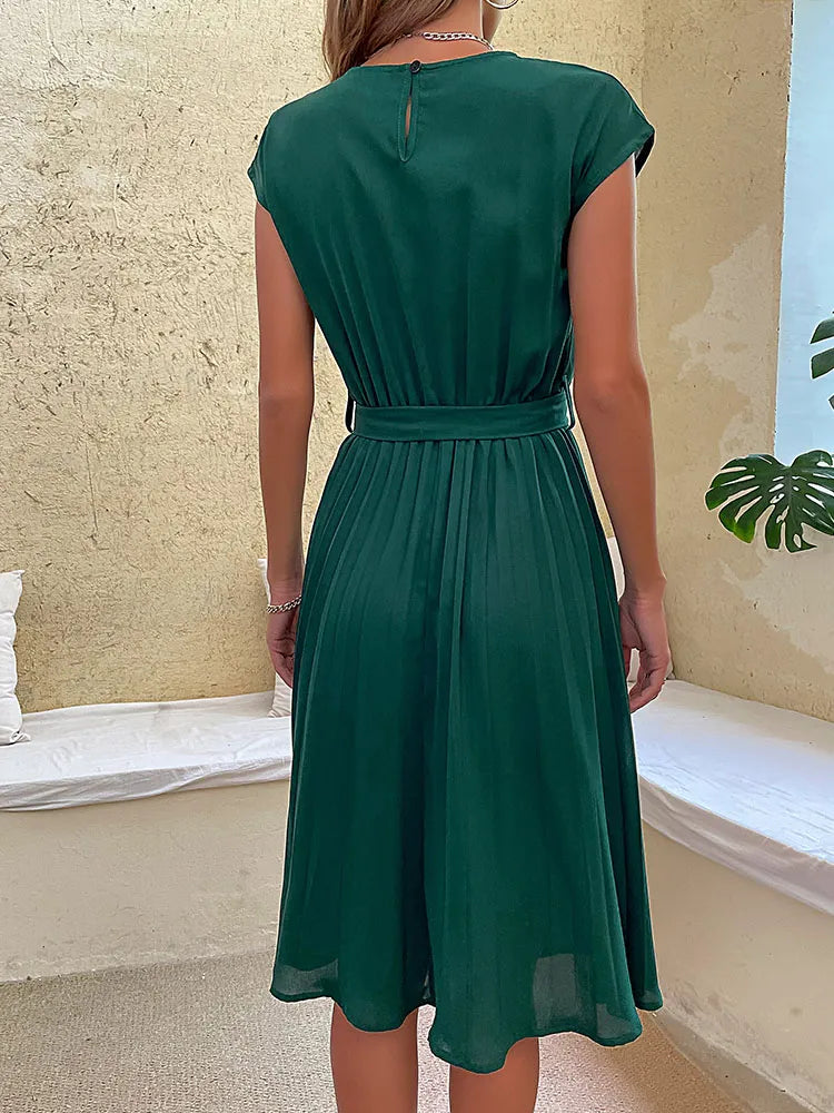 Mode Outlet | Luchtige Plissé Zomerjurk – Korte Mouwen & Flatterende Pasvorm
