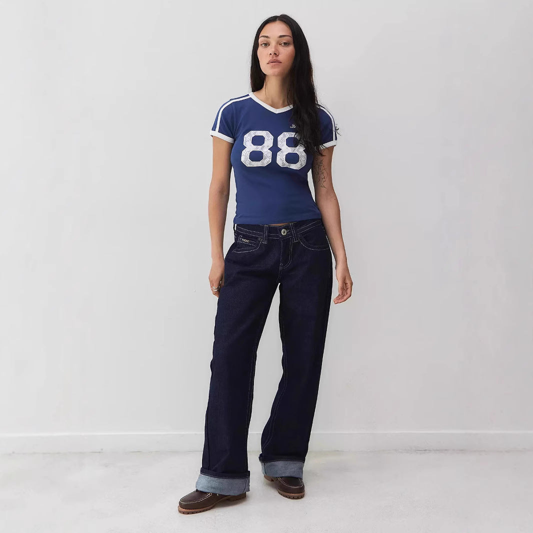 De Mode Outlet | Dames Sport T-shirt met Kantdetail & Korte Mouwen