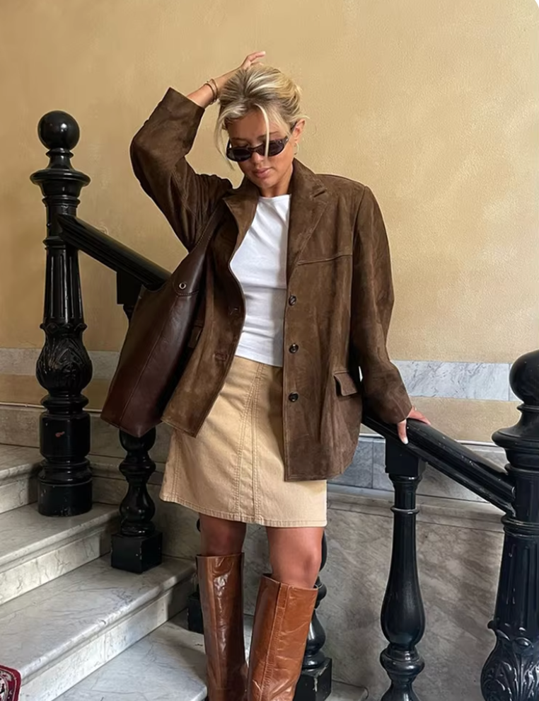 Mode Outlet | NINA Suède Blazer – Stijlvol & Tijdloos