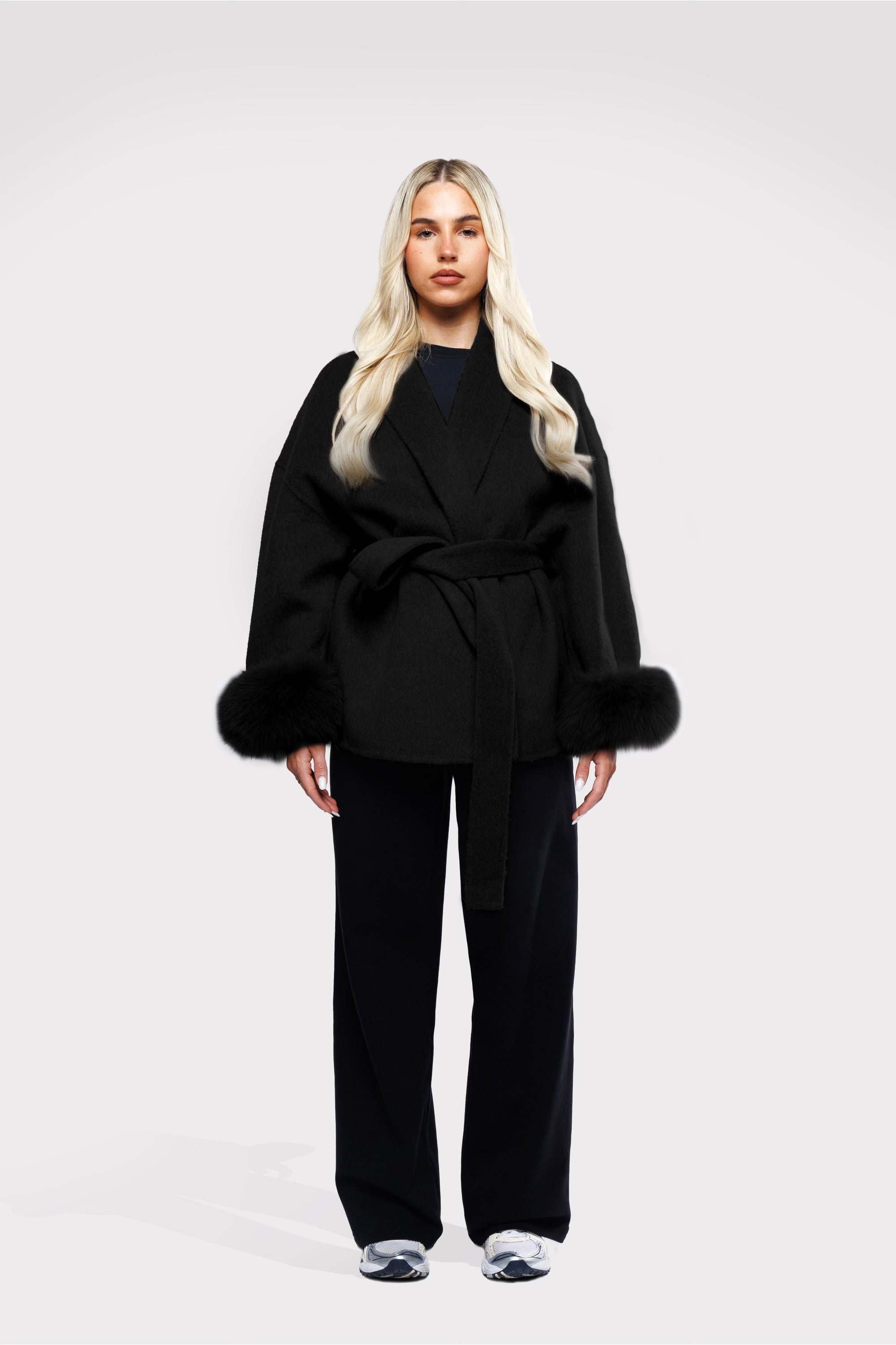 Celeste Luxe Wrap – Winterse Glamour op haar Best