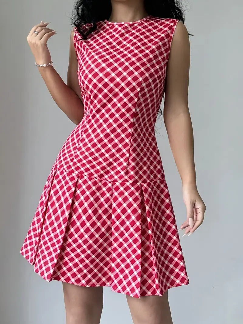 Mode Outlet | Stijlvolle Mouwloze Jurk met Plooien – Tijdloze Elegantie