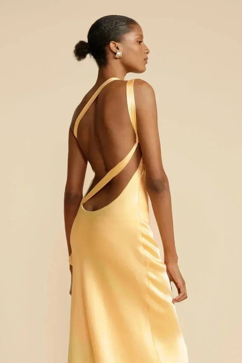 Luviera | One Shoulder Avondjurk – Elegant, Modern & Verfijnd