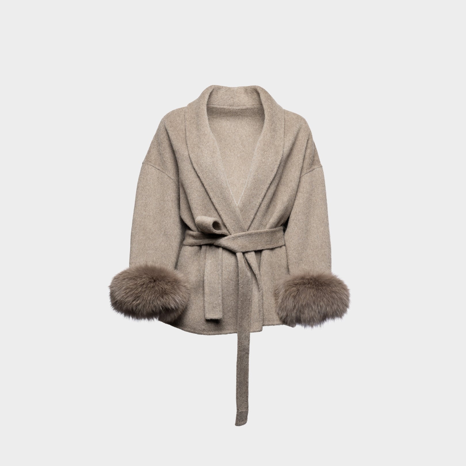 Celeste Luxe Wrap – Winterse Glamour op haar Best