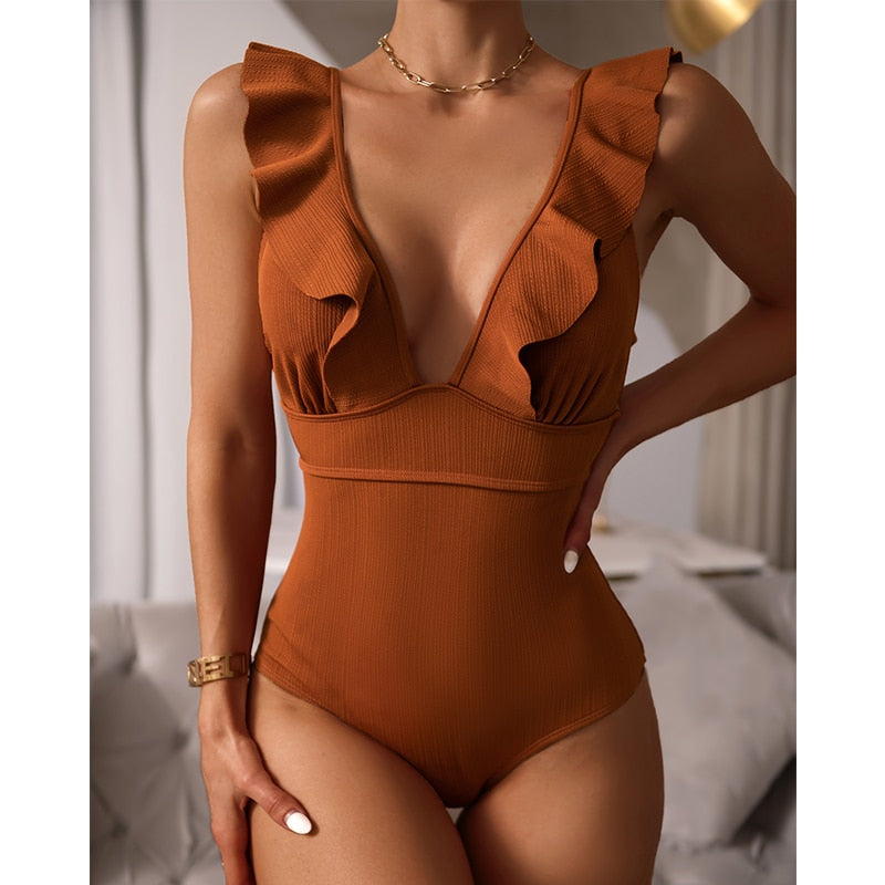 Mode Outlet | Elegant V-Hals Badpak met Ruffle Details – Stijlvol & Flatterend