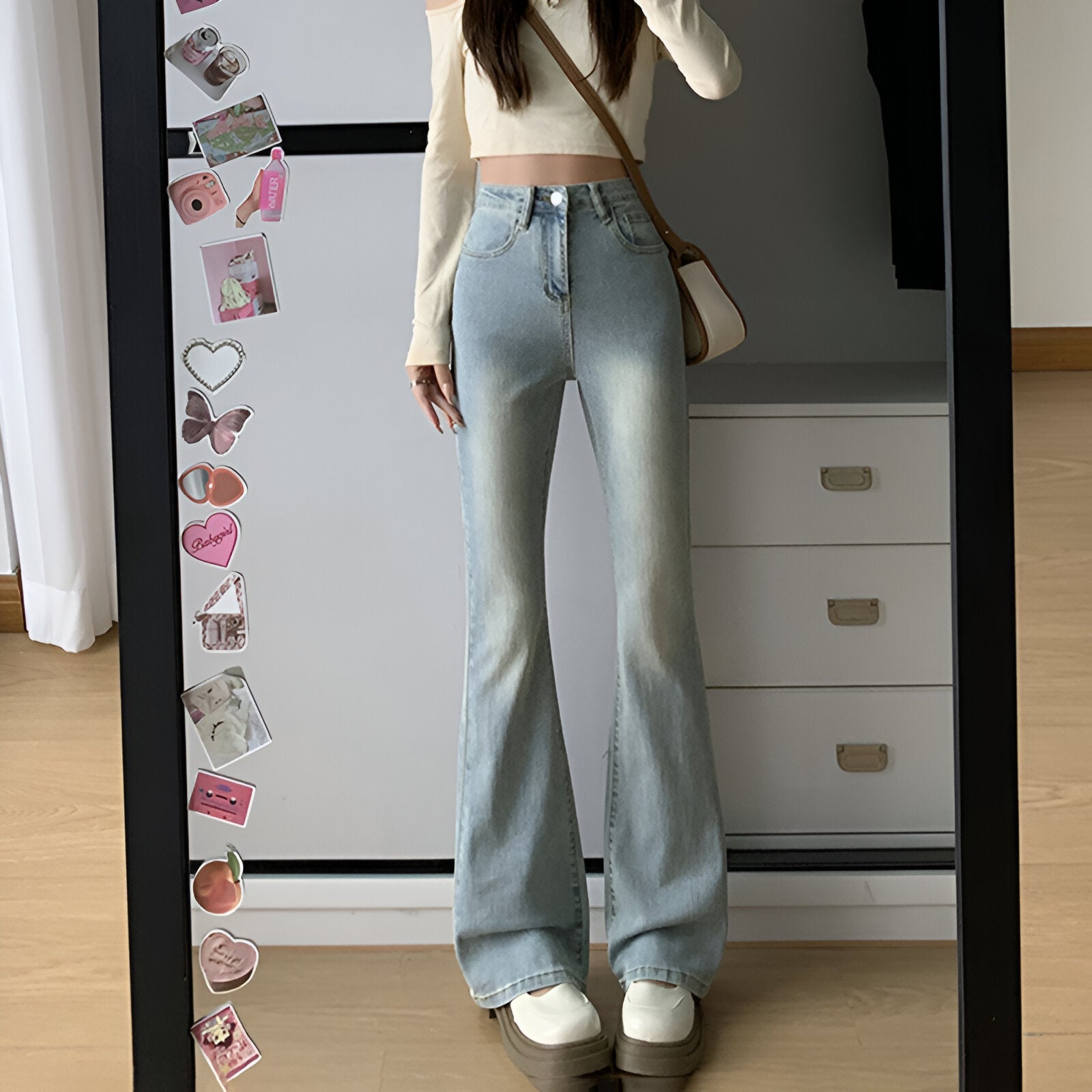 NOVA | High-Waist Flare Stretch Jeans – Trendy & Flatterend