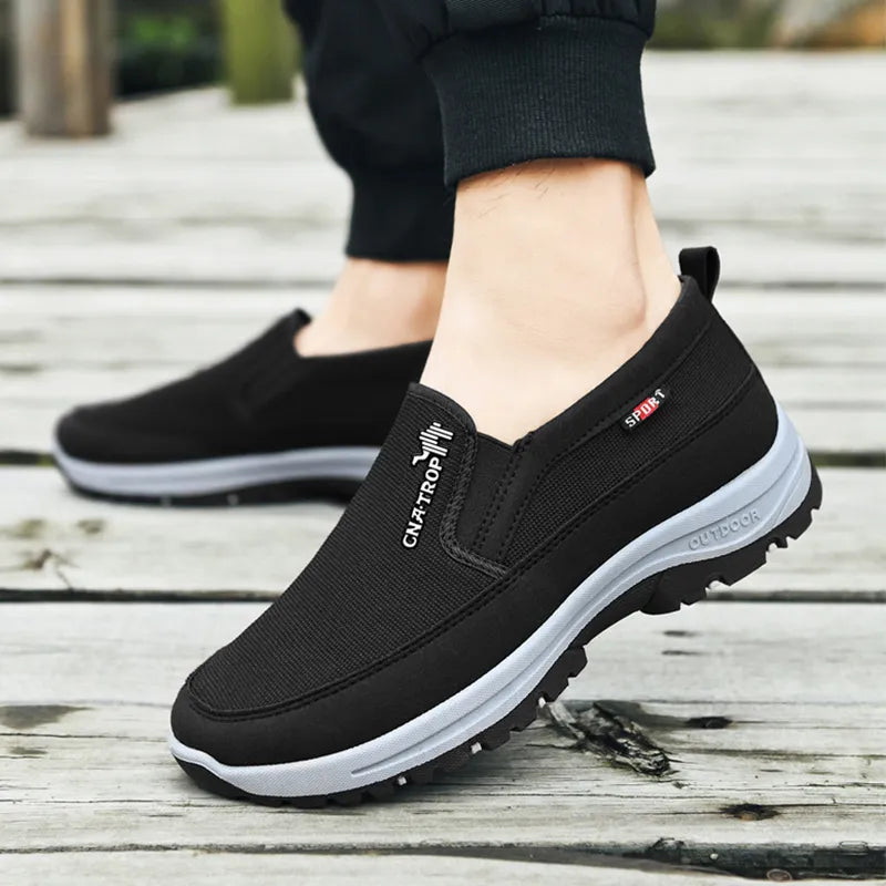 Herenschoenen met slip-on instap en voetondersteuning