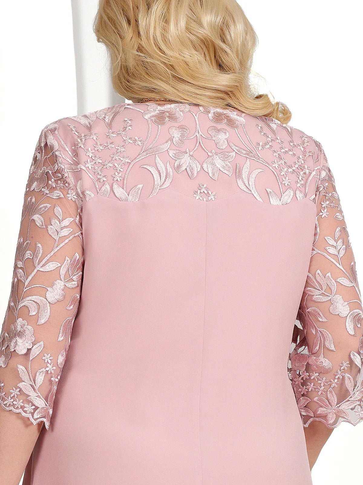 ELARA | Elegante Maxi-Jurk met Borduursels – Stijlvol & Comfortabel
