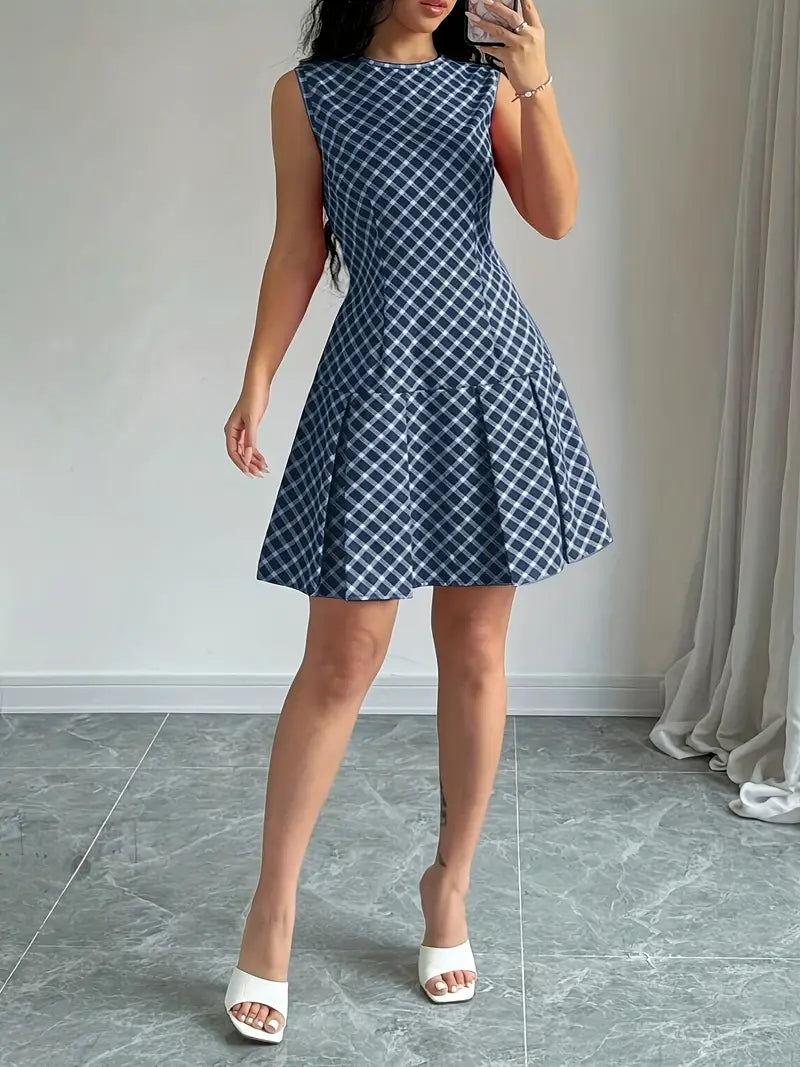 Mode Outlet | Stijlvolle Mouwloze Jurk met Plooien – Tijdloze Elegantie