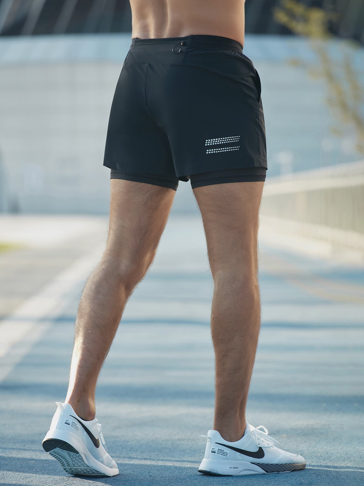 Variant image for Liam Men's 2-in-1 Hardloop Short met Telefoonvak voor Ultiem Comfort en Bewegingsvrijheid-19