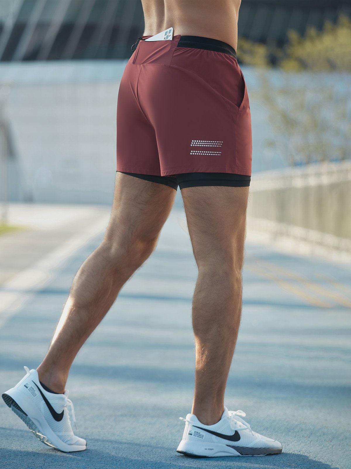 Liam Men's 2-in-1 Hardloop Short met Telefoonvak voor Ultiem Comfort en Bewegingsvrijheid