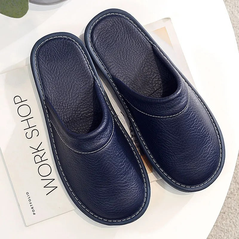 Hugo | Comfortabele Vegan Leren Pantoffels – Luxe & Ontspanning