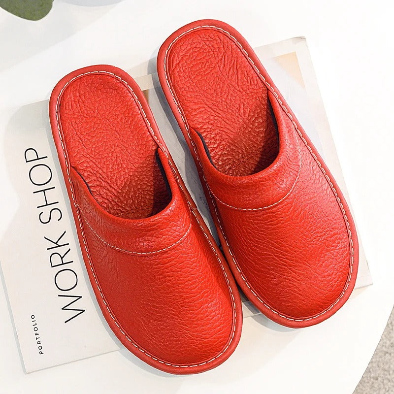 Hugo | Comfortabele Vegan Leren Pantoffels – Luxe & Ontspanning